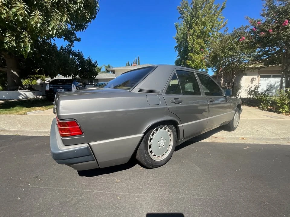 1991 Mercedes-Benz 190E - Image 5 of 15