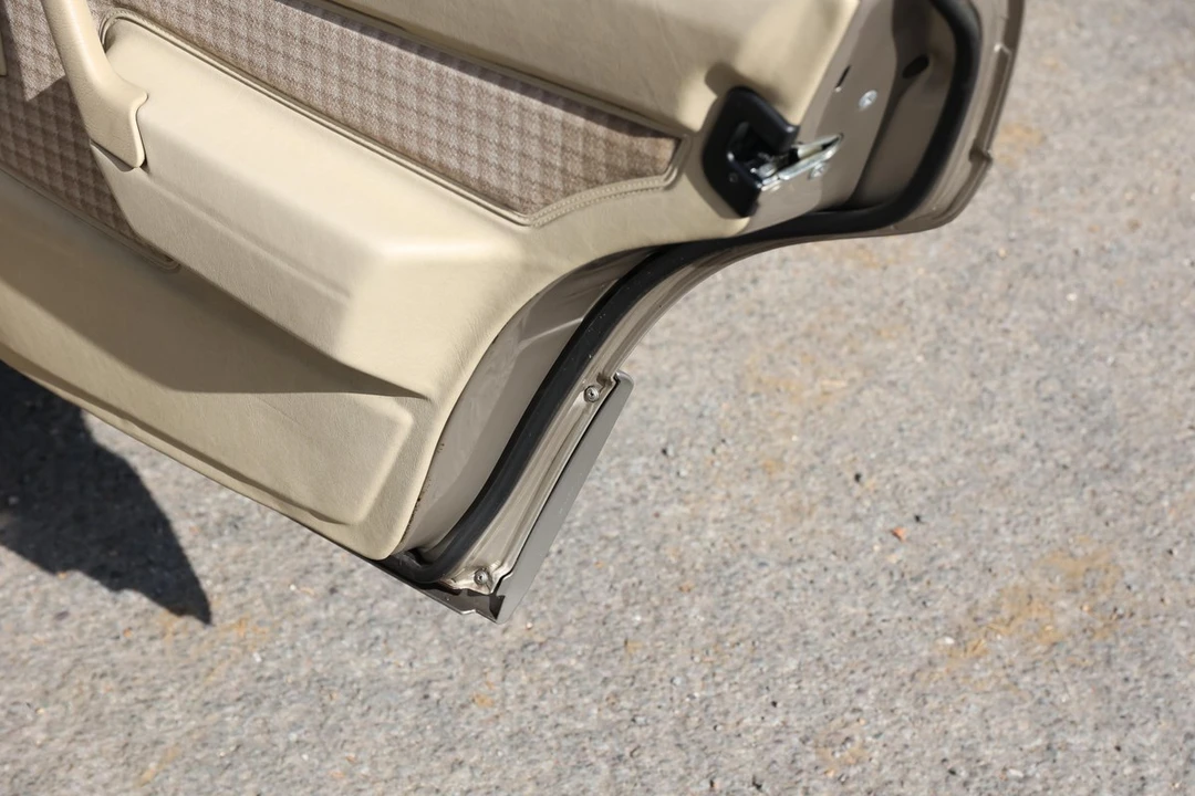1991 Mercedes-Benz 190E - Image 30 of 30