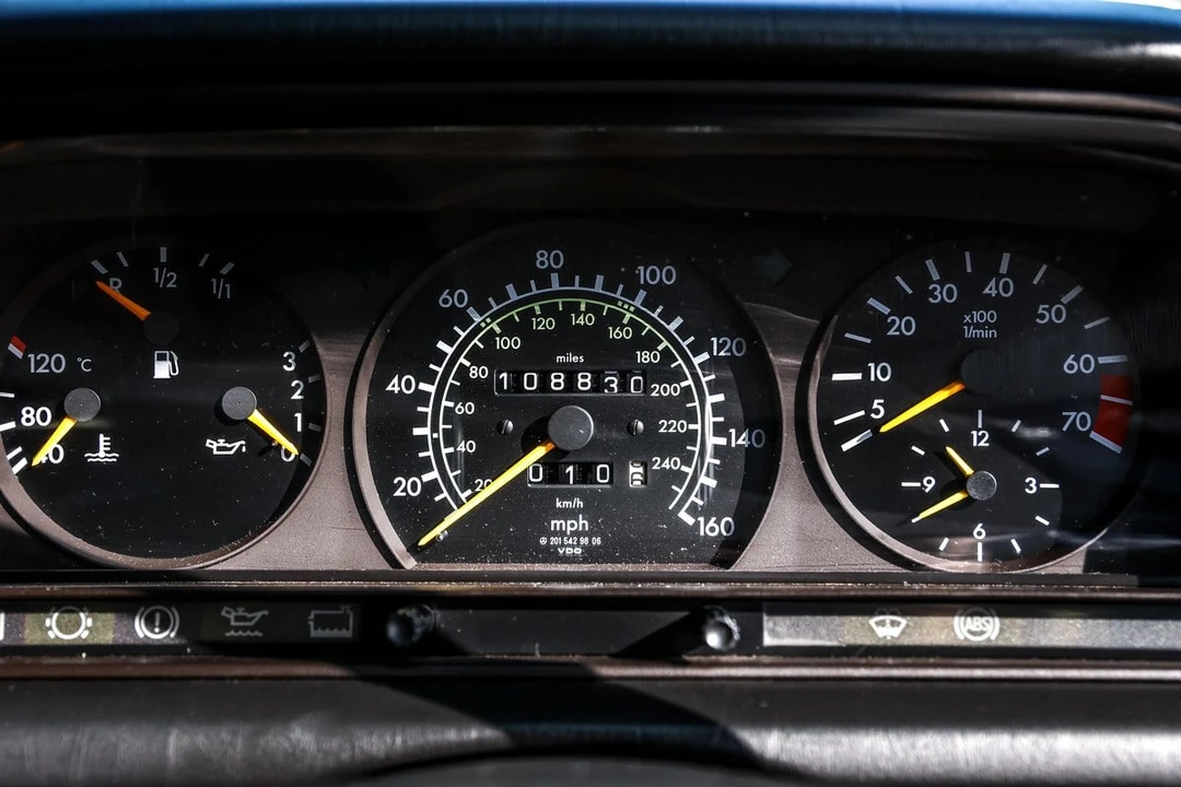1991 Mercedes-Benz 190E - Image 19 of 30