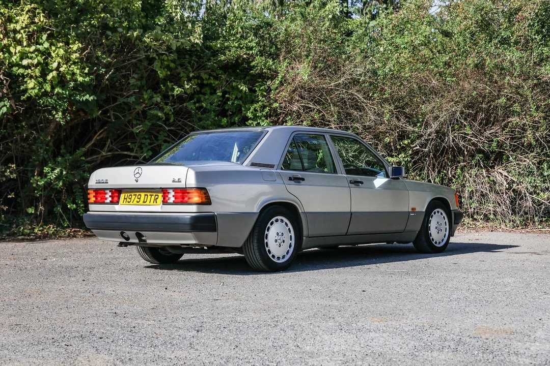 1991 Mercedes-Benz 190E - Image 4 of 30