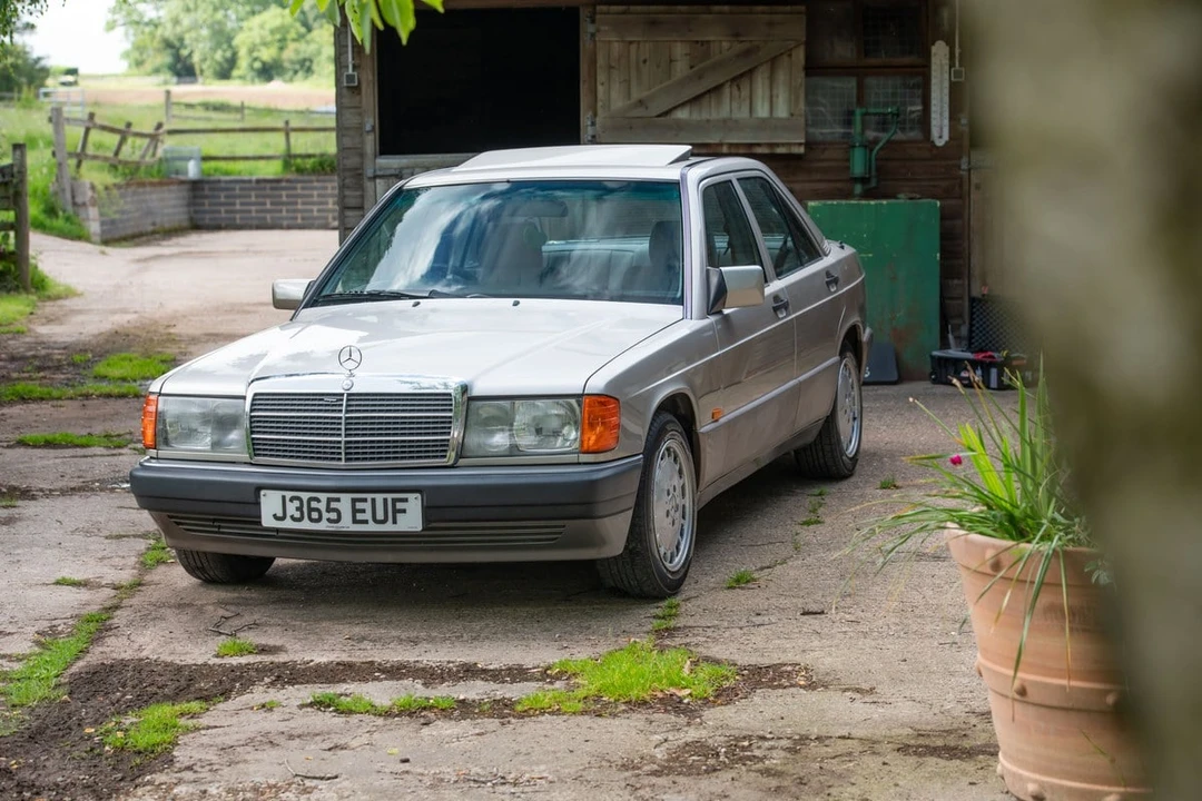 1991 Mercedes-Benz 190E - Image 15 of 30
