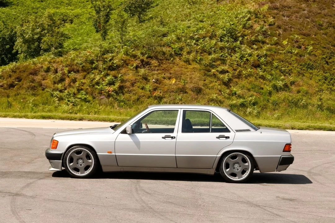 1991 Mercedes-Benz 190E - Image 9 of 30