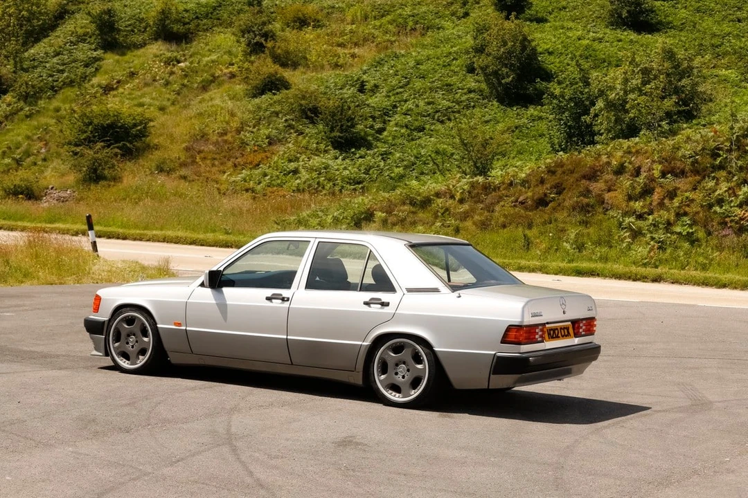 1991 Mercedes-Benz 190E - Image 5 of 30