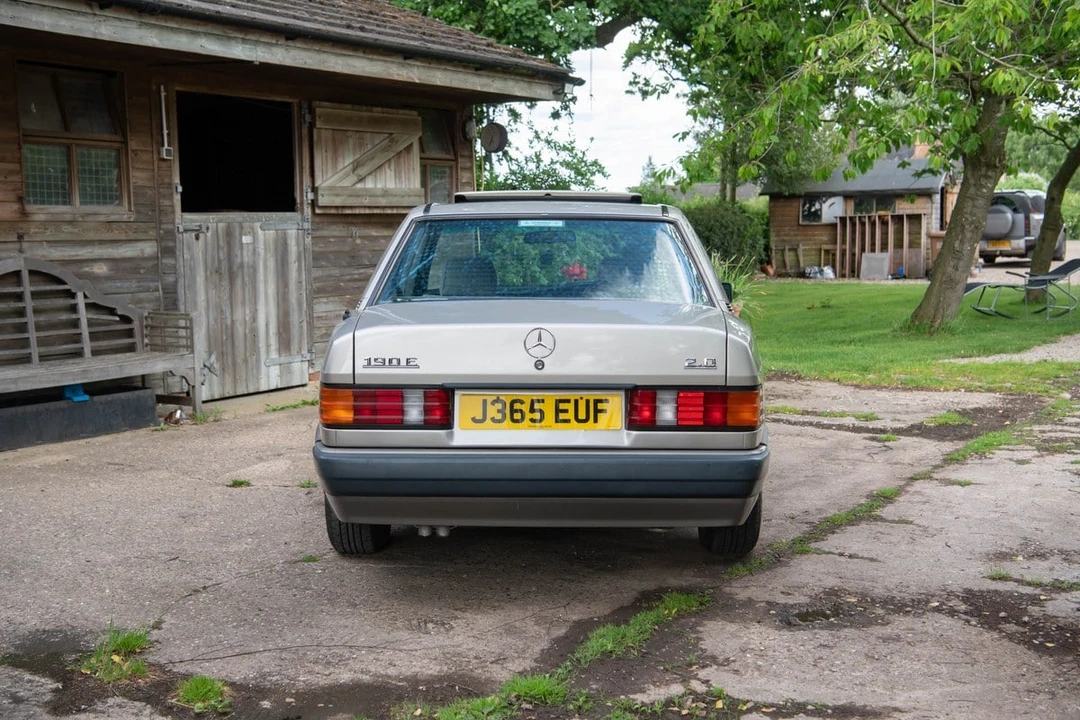 1991 Mercedes-Benz 190E - Image 6 of 31