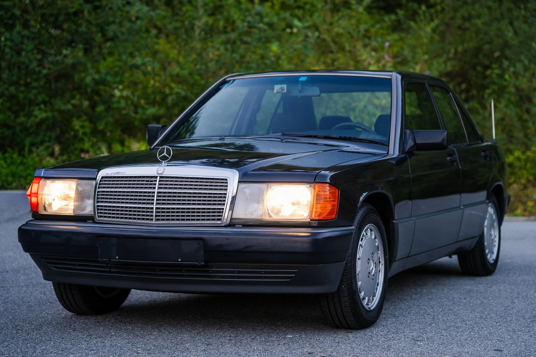 1991 Mercedes-Benz 190E - Image 10 of 31