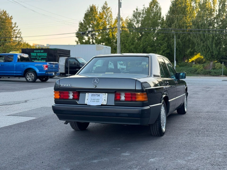 1991 Mercedes-Benz 190E - Image 19 of 31