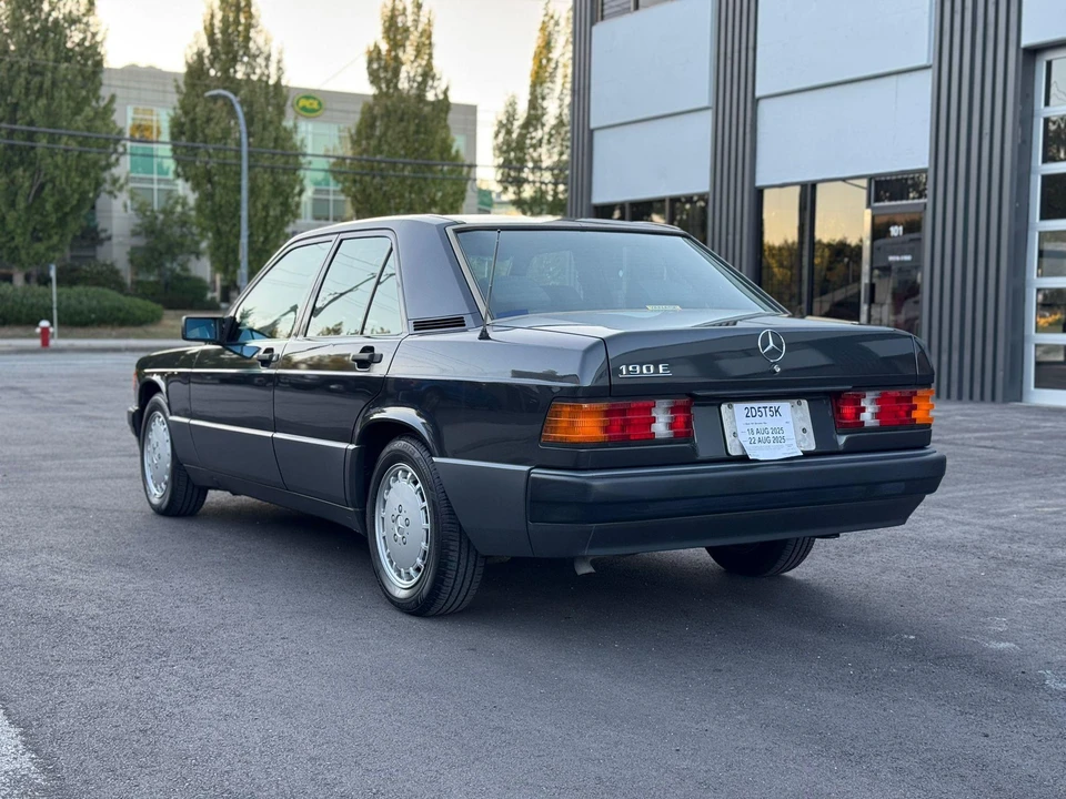 1991 Mercedes-Benz 190E - Image 18 of 31