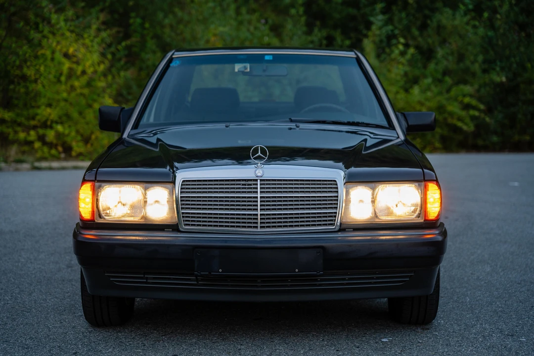 1991 Mercedes-Benz 190E - Image 9 of 31