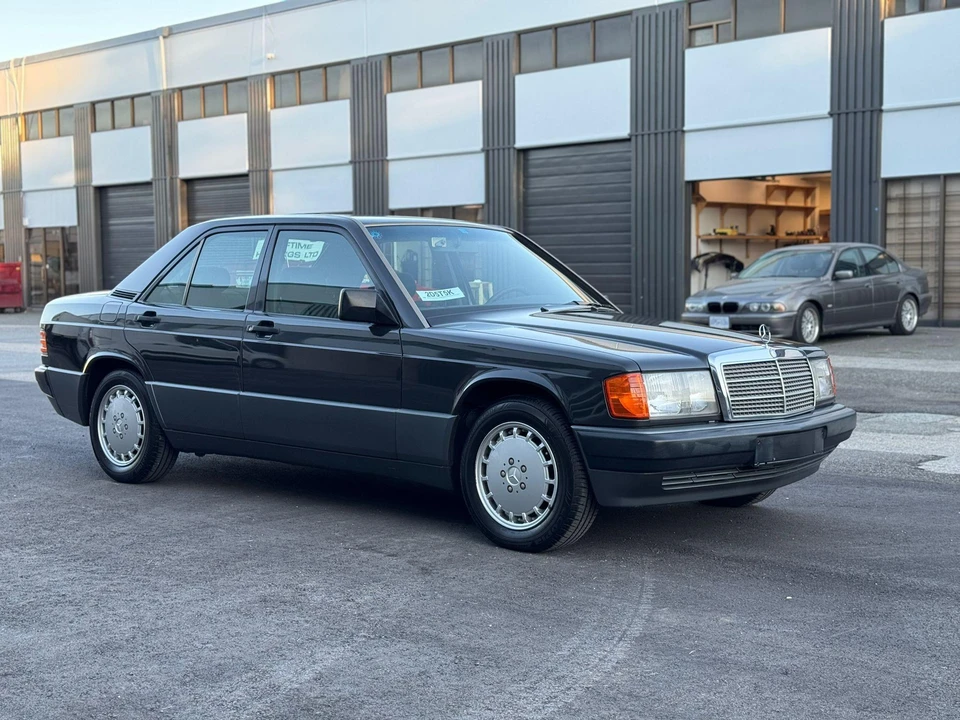 1991 Mercedes-Benz 190E - Image 21 of 31