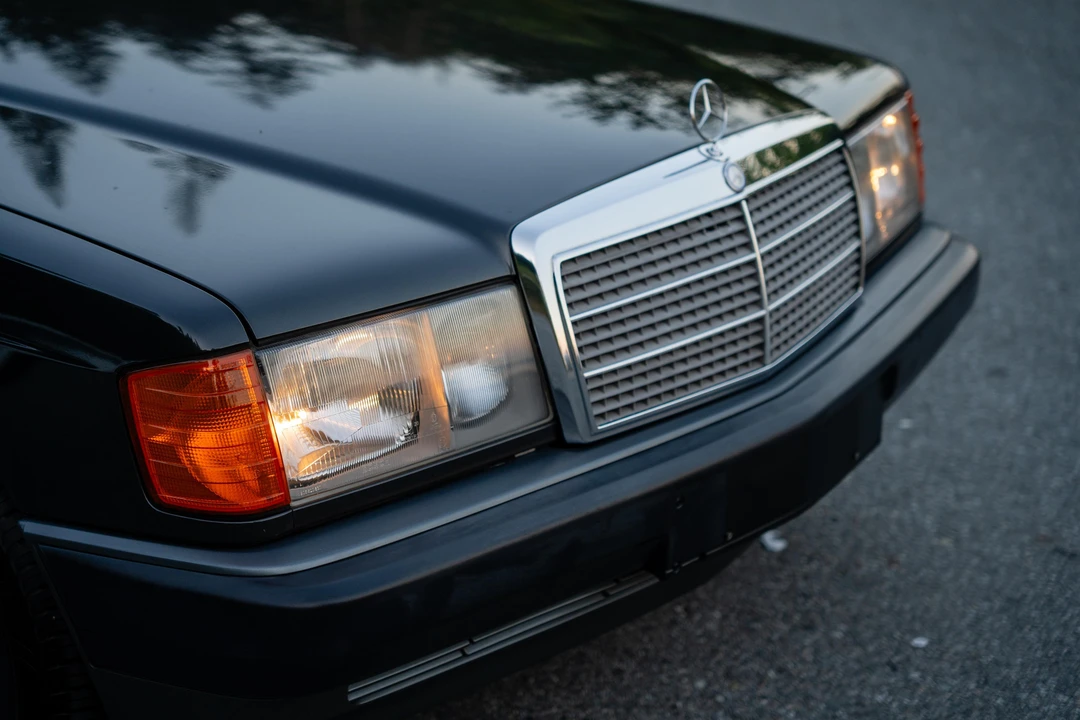 1991 Mercedes-Benz 190E - Image 24 of 31