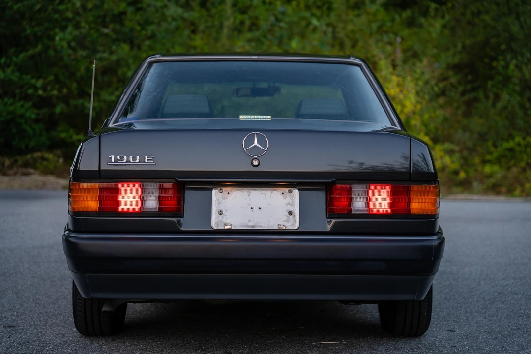 1991 Mercedes-Benz 190E - Image 11 of 31