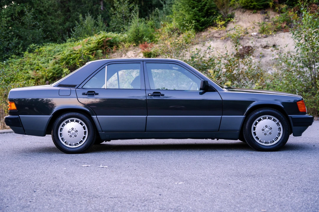 1991 Mercedes-Benz 190E - Image 3 of 31