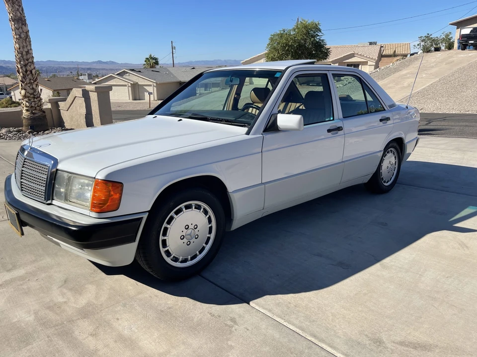 1991 Mercedes-Benz 190E - Image 3 of 31