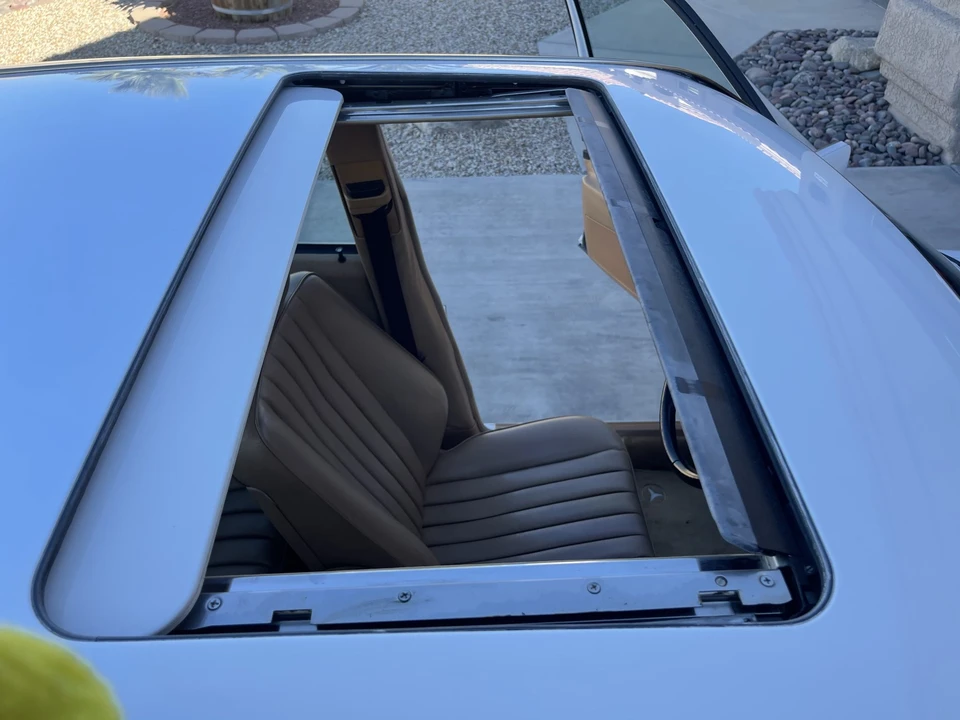 1991 Mercedes-Benz 190E - Image 28 of 31