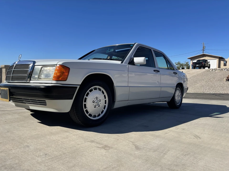 1991 Mercedes-Benz 190E - Image 4 of 31