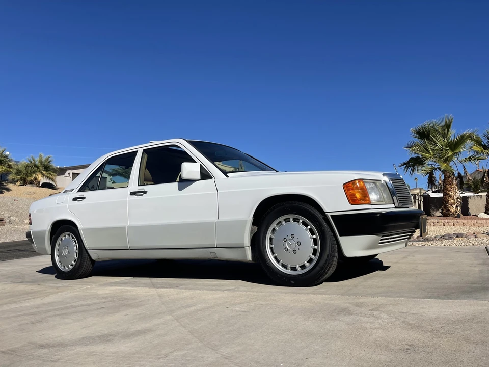 1991 Mercedes-Benz 190E - Image 10 of 31
