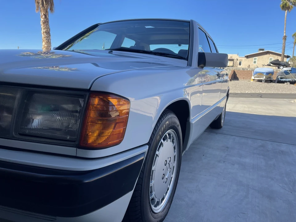 1991 Mercedes-Benz 190E - Image 26 of 31
