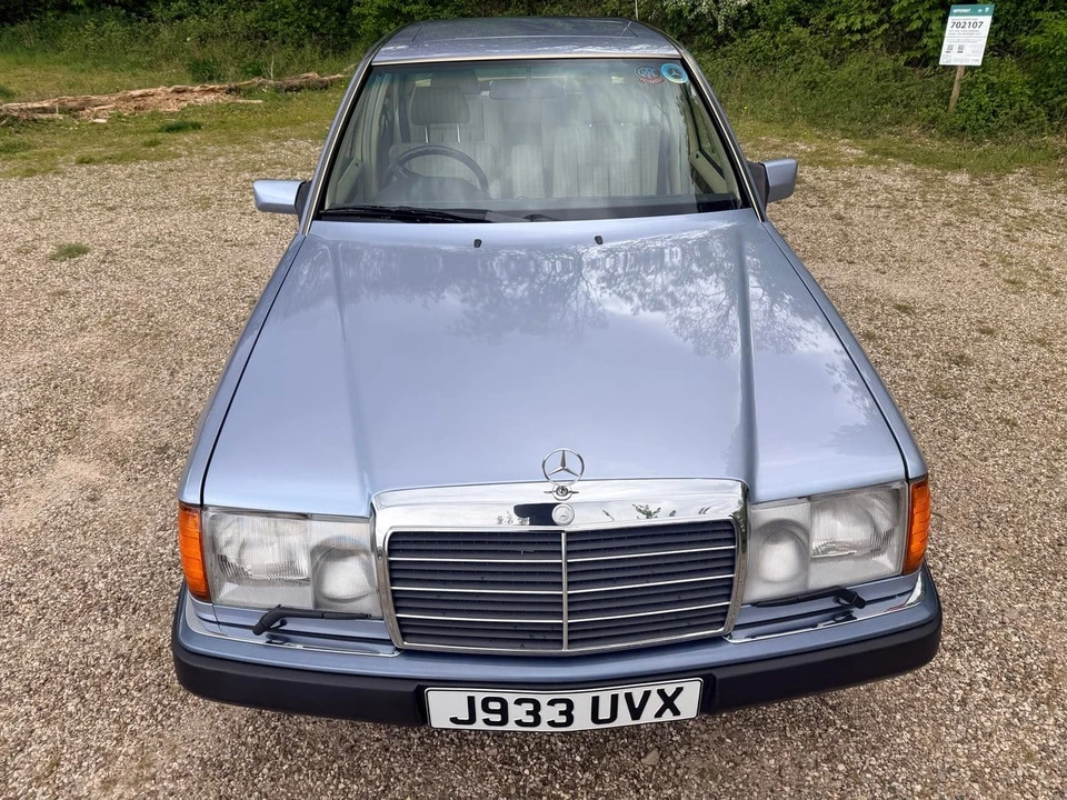 1991 Mercedes-Benz W124 E-Class - Image 7 of 30