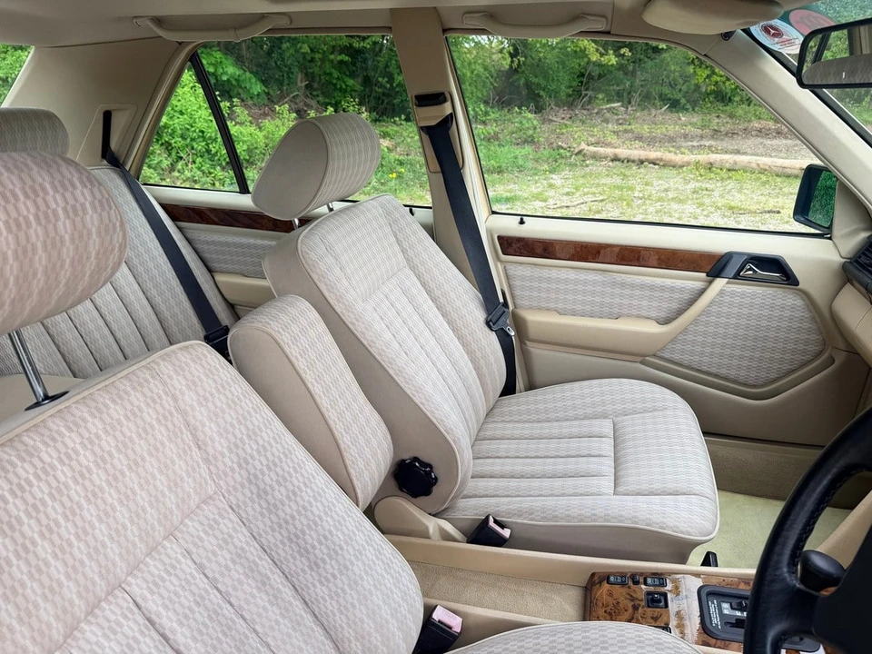 1991 Mercedes-Benz W124 E-Class - Image 8 of 30