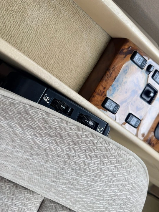 1991 Mercedes-Benz W124 E-Class - Image 24 of 30