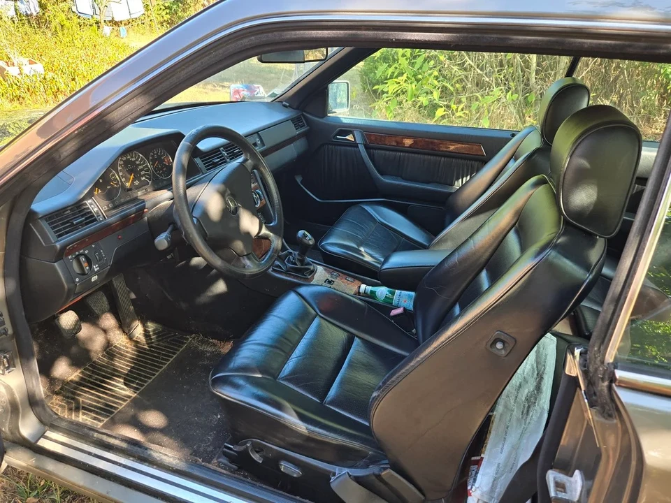 1991 Mercedes-Benz C-Class - Image 9 of 30
