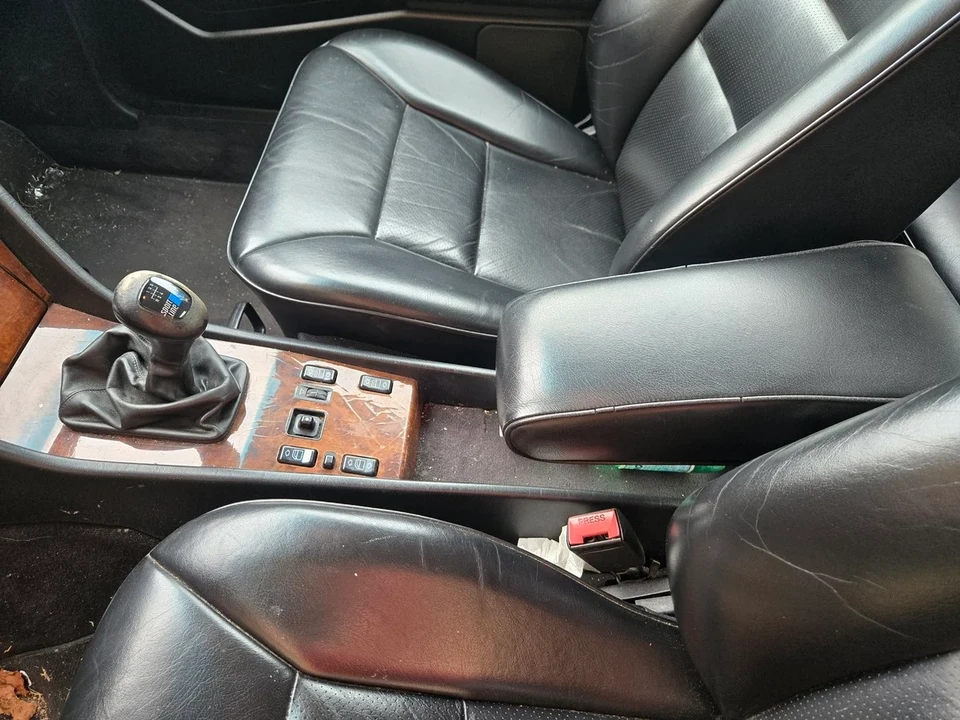 1991 Mercedes-Benz C-Class - Image 17 of 30
