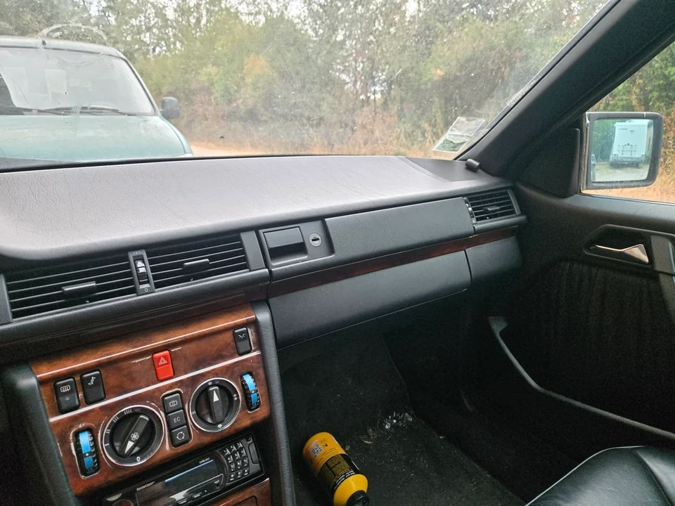 1991 Mercedes-Benz C-Class - Image 18 of 30