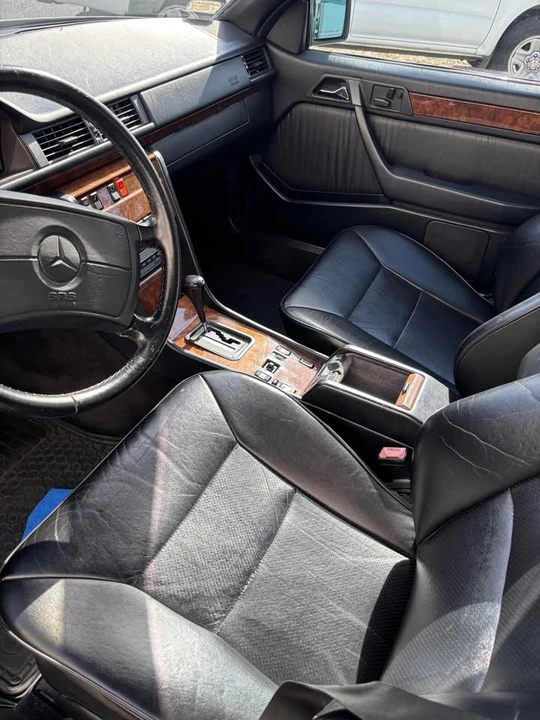 1991 Mercedes-Benz C-Class - Image 5 of 9