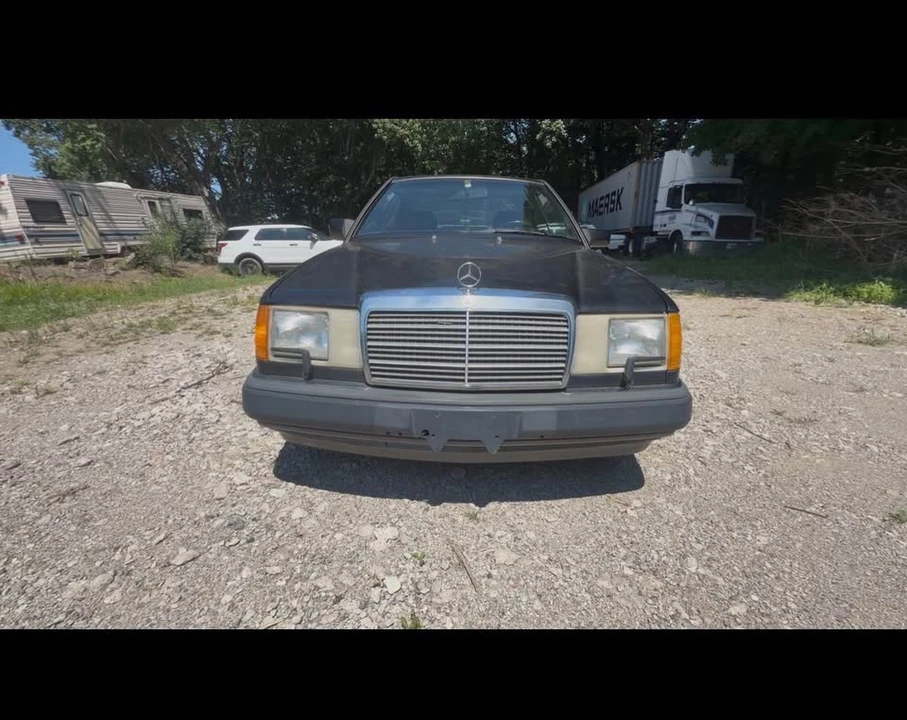 1991 Mercedes-Benz W124 E-Class - Image 4 of 7