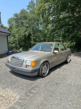 1991 Mercedes-Benz 300 E 2.6 Sedan 4D