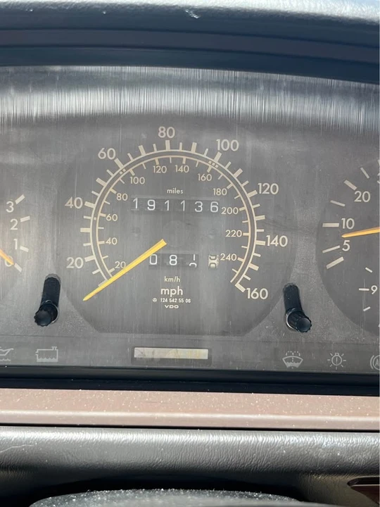 1991 Mercedes-Benz W124 E-Class - Image 8 of 8