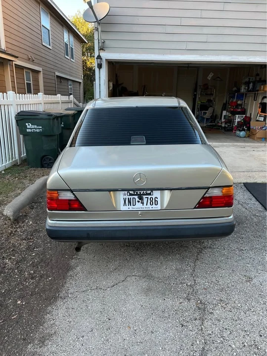 1991 Mercedes-Benz W124 E-Class - Image 4 of 8