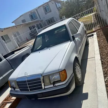 1991 Mercedes-Benz 300E 3.0