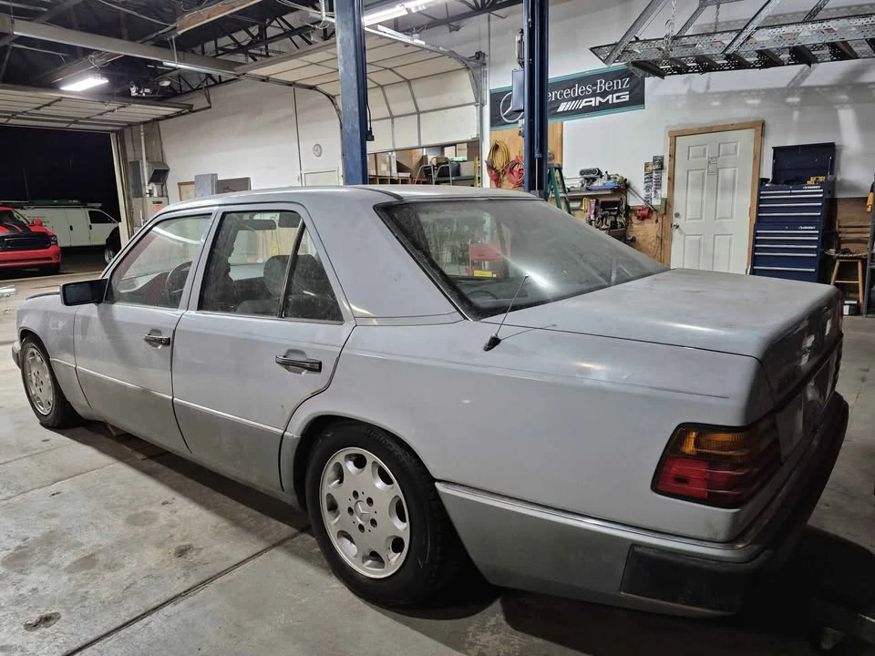 1991 Mercedes-Benz W124 E-Class - Image 6 of 20