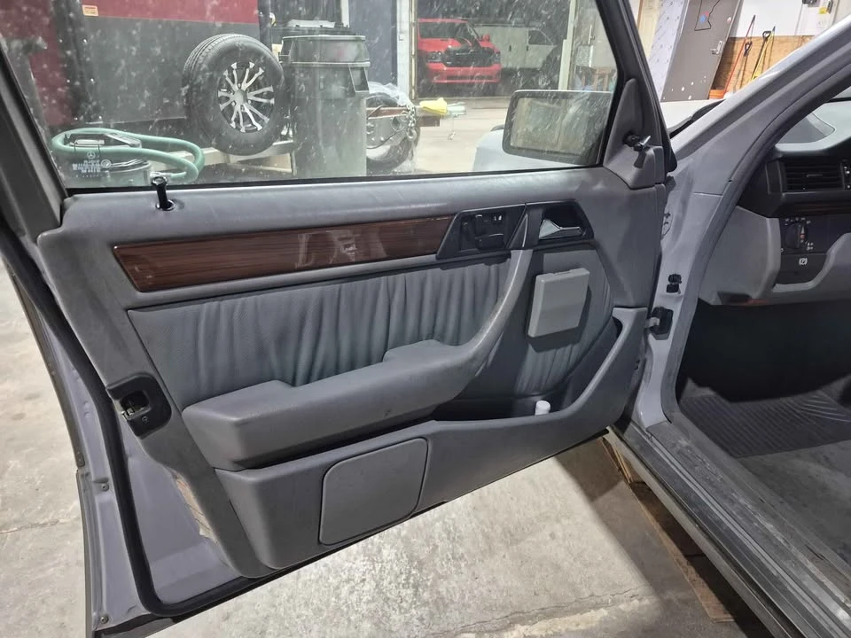 1991 Mercedes-Benz W124 E-Class - Image 10 of 20