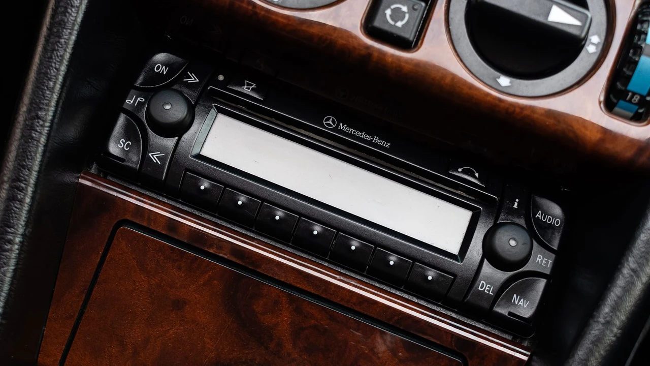 1991 Mercedes-Benz W124 E-Class - Image 27 of 31
