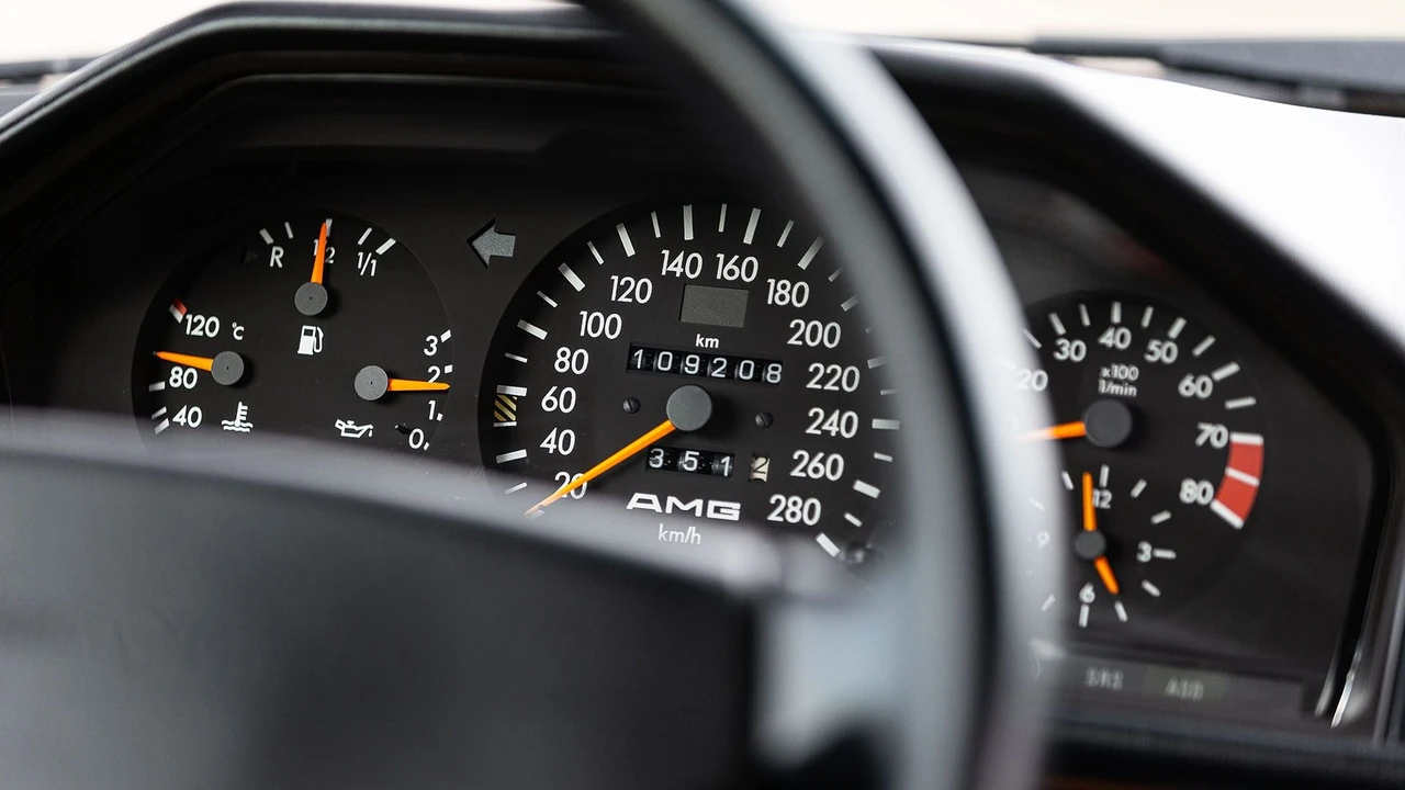 1991 Mercedes-Benz W124 E-Class - Image 25 of 31