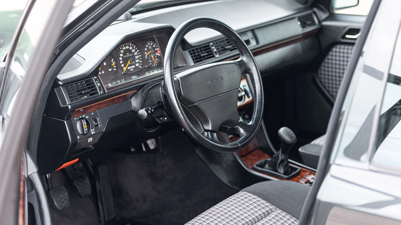 1991 Mercedes-Benz W124 E-Class - Image 20 of 31