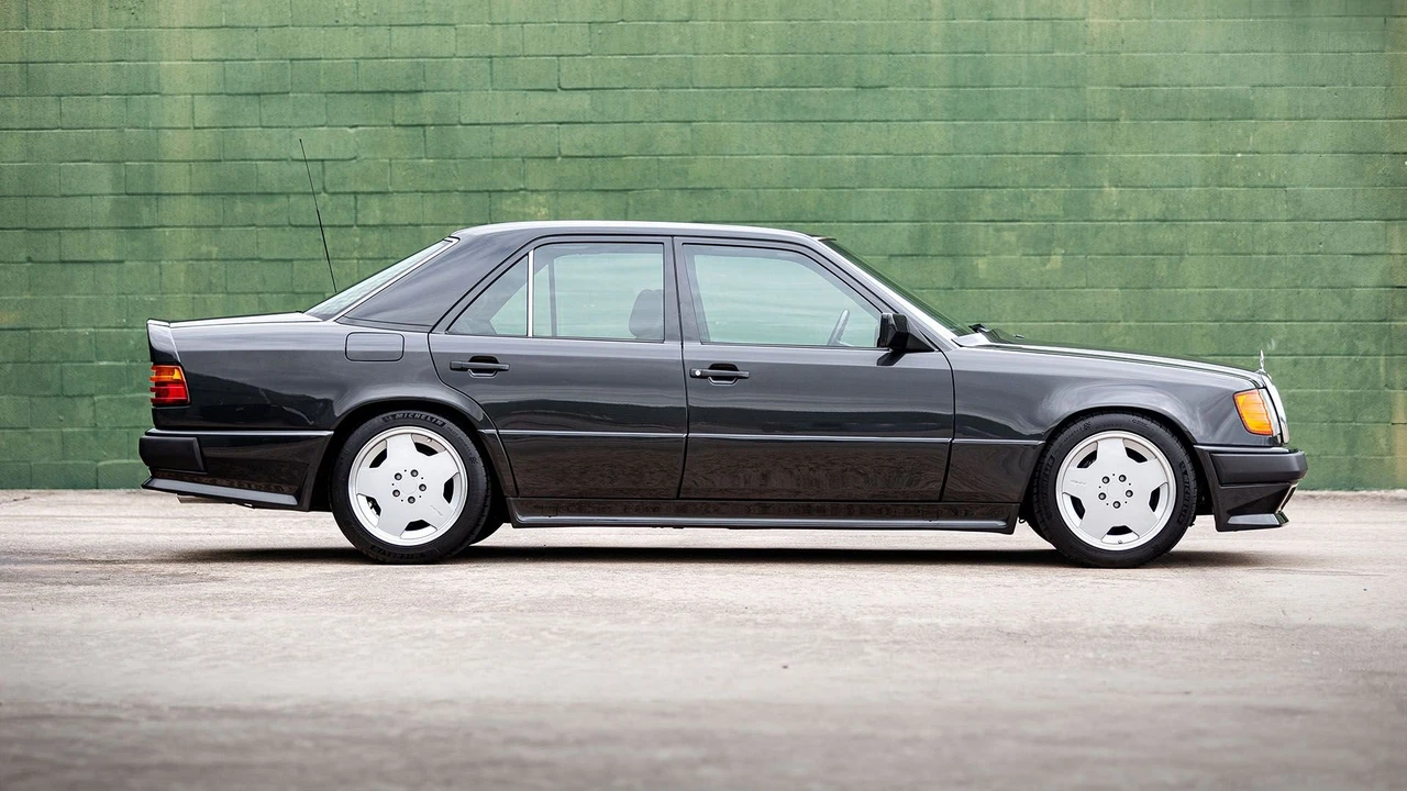 1991 Mercedes-Benz W124 E-Class - Image 2 of 31