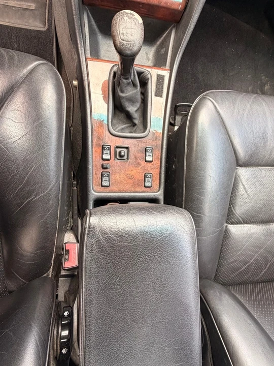 1991 Mercedes-Benz W126 S-Class Sedan - Image 16 of 30
