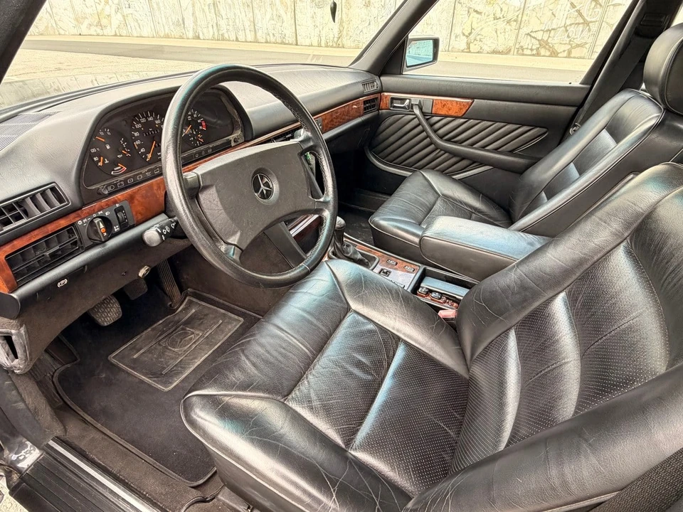 1991 Mercedes-Benz W126 S-Class Sedan - Image 19 of 30