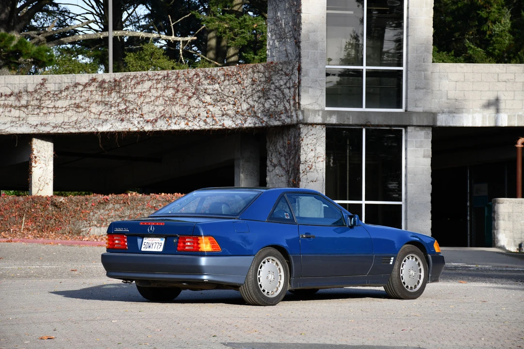 1991 Mercedes-Benz R129 SL-Class - Image 11 of 31