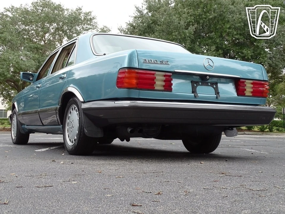 1991 Mercedes-Benz W124 E-Class - Image 18 of 21
