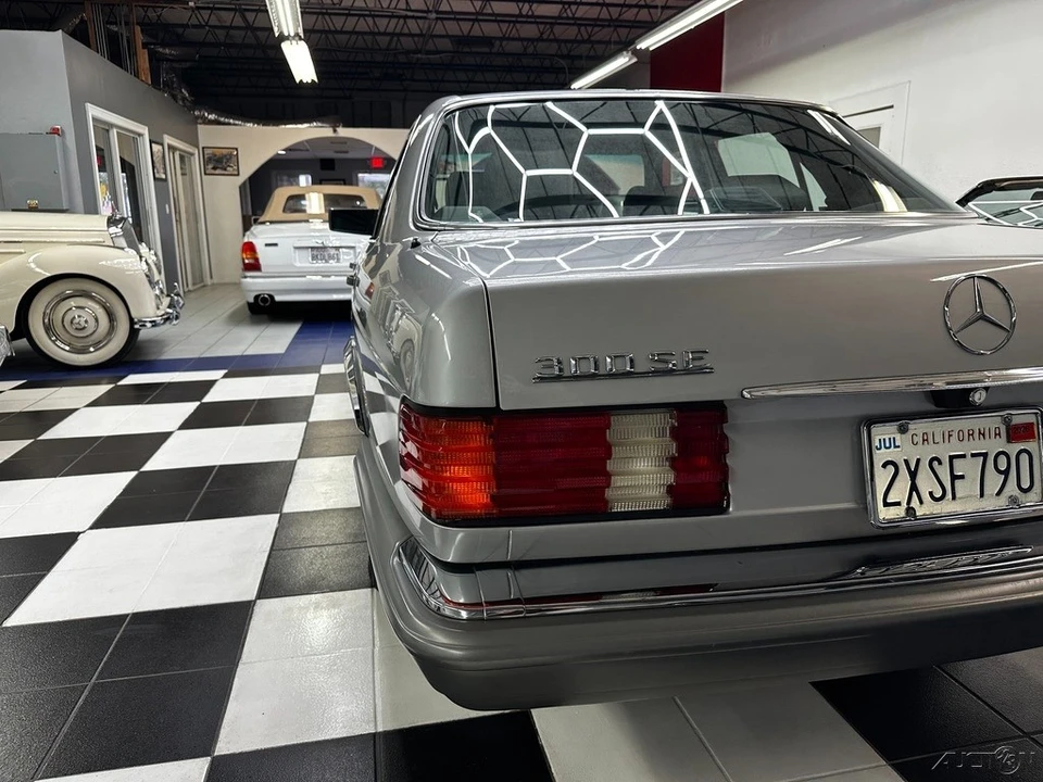 1991 Mercedes-Benz S-Class - Image 23 of 24