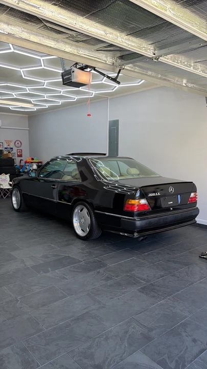 1991 Mercedes-Benz W124 E-Class - Image 8 of 20