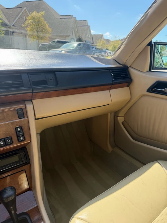 1991 Mercedes-Benz W124 E-Class - Image 16 of 20