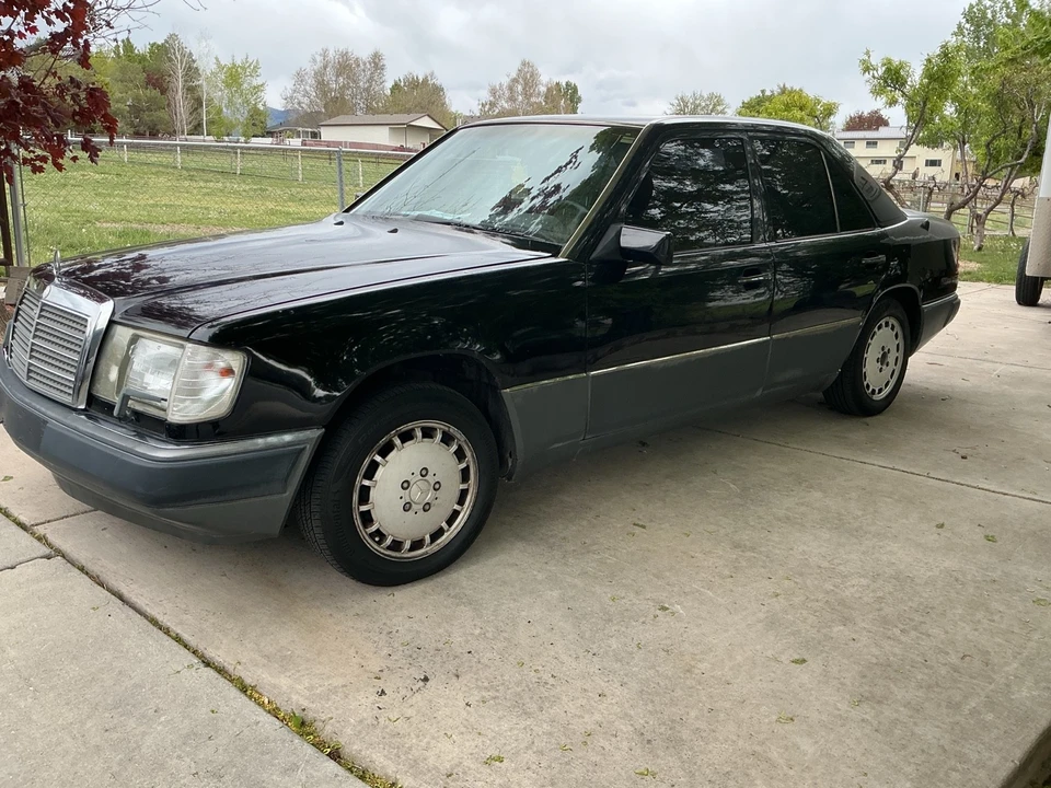 1991 Mercedes-Benz W124 E-Class - Image 7 of 18