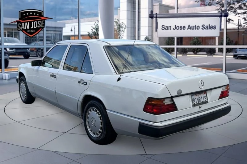 1991 Mercedes-Benz W124 E-Class - Image 7 of 20