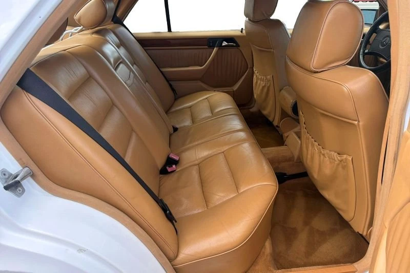 1991 Mercedes-Benz W124 E-Class - Image 15 of 20