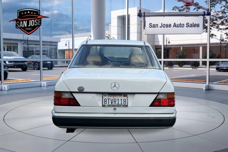 1991 Mercedes-Benz W124 E-Class - Image 6 of 20